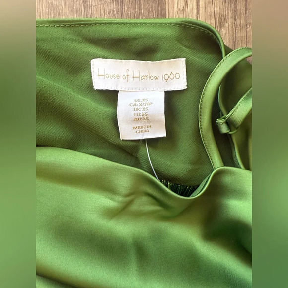 House of Harlow 1960 Satin Fringe Hem Cami & Skirt Set cami Size XS skirt size S - Picture 8 of 9